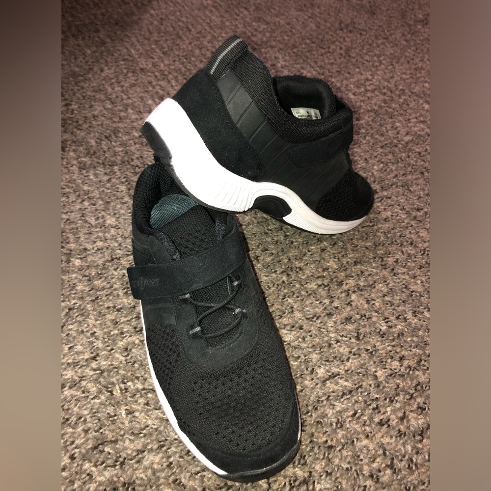 Black Sneakers